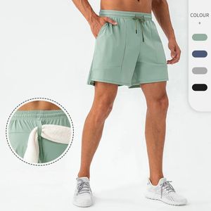 Short d'entraînement de course à séchage rapide pour hommes de conception personnalisée OEM Shorts de sport de fitness et de gymnastique de grande taille pour hommes - Product Image 2
