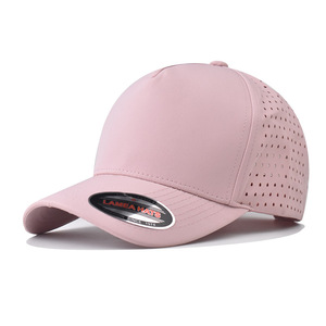 Cappellino da Baseball in Cotone a 5 Pannelli - Taglia Extra Large con Perforazione Laser, Traspirante e Resistente all'Acqua per Esterni, con Chiusura Snapback - Product Image 5