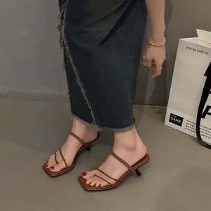 Moda estiva nuove scarpe basse fatte a mano aperte da donna sandali con tacco Verde vendita calda - Product Image 3