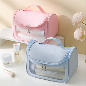 Bolsa de Aseo Transparente de PVC Rosa con Cierre y Gancho para Colgar, Personalizable con Logotipo - Product Image 1