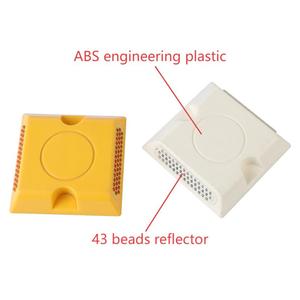 Độ sáng cao 43 hạt thủy tinh ABS kỹ thuật nhựa phản chiếu mắt mèo đường lái xe Đánh Dấu Hai mặt Phản chiếu đường Stud - Product Image 2