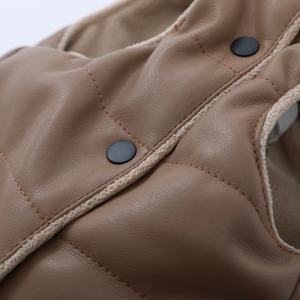 Qiqu Zoohandlung Zubehör Klassische Umweltfreundliche Luxuriöse Winter-Warme Ärmellose PU-Weste für Katzen - Product Image 6