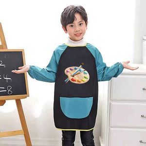 Tablier de protection imperméable en plastique à manches longues pour enfants, idéal pour la maternelle, les activités artistiques et les repas des bébés - Product Image 2