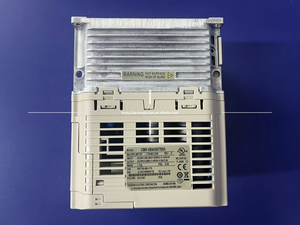 Variador de Frecuencia Yas-kawa Serie V1000 CIMR-VB4A0007BBA 2.2KW 3HP 8.1A 380-480VAC Trifásico VFD CIMR-VB4A0007BBA Yas-kawa Serie V1000 - Product Image 3