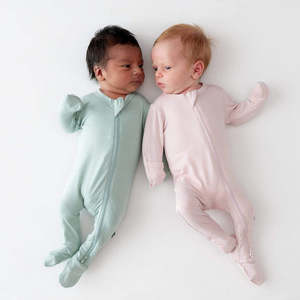 Pyjama à fermeture éclair personnalisé pour bébés et tout-petits, garçons et filles, en bambou biologique, combinaison-pyjama pour bébé - Product Image 2