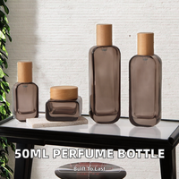 Flacon vaporisateur de parfum cylindrique de 50 ml, best-seller, pour voyage, emballage cosmétique vide, avec couvercle en bois et bouchon à vis, diffuseur à bâtonnets