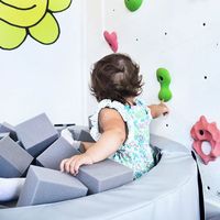 Wanfeng Polyuréthane haute densité Blocs de fosse souple Jump Trampoline Park Extérieur Intérieur Meubles Mousse Éponge Ignifuge