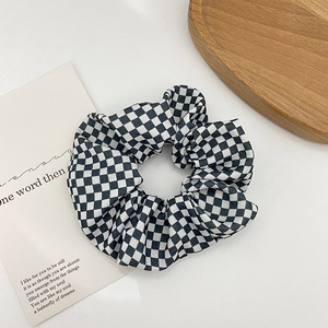 Nouvelle mode Ins cheveux accessoires pour femmes damier noir blanc Plaid gros intestin anneau tête corde boule bandeaux - Product Image 4