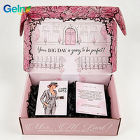 Boîtes d'expédition personnalisées en carton rose imprimées sur mesure pour abonnements, emballages cadeaux et chaussures