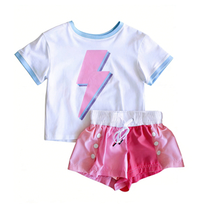 Ensemble de vêtements pour filles, t-shirt et short de sport à motif d'éclair, décontracté, été, 2 pièces, nouveaux designs, vêtements tendance pour sœurs - Product Image 1