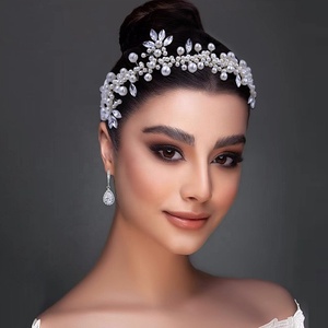 Accessoires pour cheveux faits à la main, strass argentés, pièces pour cheveux pour femmes, diadème de <span class=keywords><strong>communion</strong></span>, coiffe de mariée, bandeau de mariage - Product Image 3