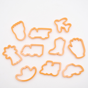 Moules à biscuits en plastique de qualité alimentaire, forme d'<span class=keywords><strong>avion</strong></span> et de véhicule, coupe-pâte durable pour les enfants, moule à biscuits DIY, coupe-fruits/pâte/toasts - Product Image 1