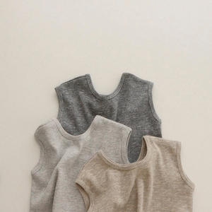 Nouvel ensemble décontracté d'été unisexe pour bébé : haut sans manches, short assorti et bonnet – 3 pièces pour enfants et bébés garçons - Product Image 4