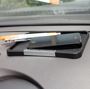 Support de téléphone pour <span class=keywords><strong>voiture</strong></span> antidérapant et antidérapant pour tableau de bord Tapis adhésif en PVC pour tableau de bord Support de téléphone portable pratique pour voitures - Product Image 5