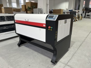 Machine de découpe et de gravure au laser CO2 60W-130W pour le bois, la pierre, le caoutchouc avec système de contrôle Ruida Chine - Product Image 3