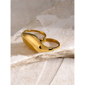Bijoux fantaisie Chubby lisse Double bague en or 18 carats en acier inoxydable géométrique titane bague en acier inoxydable pour les femmes - Product Image 3
