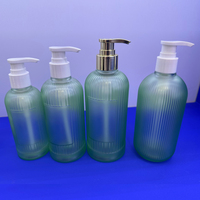 Botella de PET Transparente Verde con Panel para Etiqueta, 250ml, 300ml, 500ml, con Diseño Vertical Acanalado, para Loción Corporal, Venta al Por Mayor