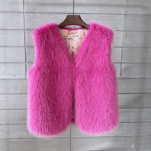 2025 automne hiver fausse <span class=keywords><strong>fourrure</strong></span> écologique gilet femmes chaud <span class=keywords><strong>sans</strong></span> manches <span class=keywords><strong>veste</strong></span> - Product Image 4