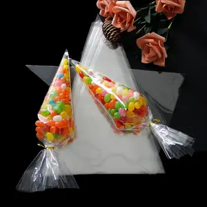 100pcs Transparente OPP Bag Triângulo Forma Doces Popcorn Food Packaging Bag Plastic Triangle Food Packaging Pouch Com Logo