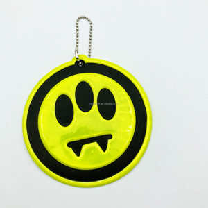 Etiqueta reflectante personalizada, llavero reflectante de seguridad, llavero reflectante de Vinilo Suave, Reflector colgante, etiquetas de dijes reflectantes - Product Image 3