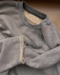 Customized Raw Edge Hem Long Sleeve T-shirt Cotton French Terry Oversize Round Crew Neck Blank Plain <strong>Crewneck</strong> <strong>Sweatshirt</strong> for <strong>Men</strong> - Product Image 4