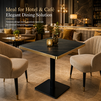 Ensemble table et chaises de bistrot en pierre frittée de luxe avec base en métal doré pour hôtel, café, restaurant, usage commercial