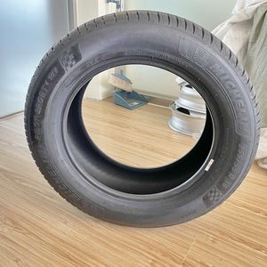 Ban Radial Michelin 255/55R18 Cayenne Profesional untuk Mobil Kota SUV Anti Selip dan Tahan Aus - Product Image 3