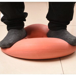 Coussin d'assise médical Hongfei en caoutchouc à coussin d'air, pour hémorroïdes, soutien lombaire, doux, rouge, ovale, couleur unie - Product Image 1