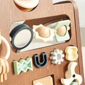 बहु कार्यात्मक लक्जरी अखरोट रंग पुश और पुल वॉकर में सिलिकॉन खिलौना लकड़ी की गतिविधि वॉकर शामिल है। - Product Image 5