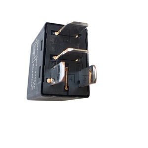 <span class=keywords><strong>Relais</strong></span> micro-automatique TE Connectivity V23074-A1001-A402 614 12V 30A 4 broches avec résistance pour pompe à carburant et soufflerie ABS - Product Image 1