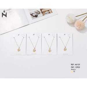 Collar de Cobre con Colgante de Luna, Paquete de 12 Piezas, Accesorio de Joyería de Moda - Product Image 1