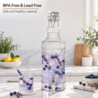 Distributeur de boissons en verre 2L avec robinet, bouteille vintage gaufrée et couvercle à bascule pour un service de boissons haut de gamme (vente en gros)