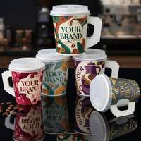 Gobelets à café jetables en papier kraft écologiques et recyclables, personnalisables en gros, avec poignée pliable et logo imprimé sur mesure, pour boissons énergisantes