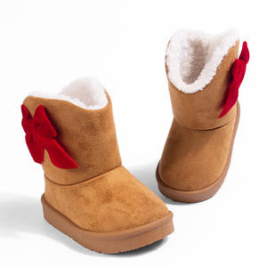 Stivali <span class=keywords><strong>da</strong></span> <span class=keywords><strong>Neve</strong></span> per Bambine Personalizzati all'Ingrosso, Fodera in Peluche, Tomaia in Camoscio, Suola in TPR Antiscivolo, Slip-On, Colore Cammello, 4-6 Anni - Product Image 4