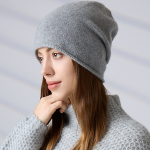 Bonnet tricoté unisexe OEM ODM pour femme, bonnet d'hiver décontracté en cachemire 100% tricoté côtelé pour l'extérieur - Product Image 3