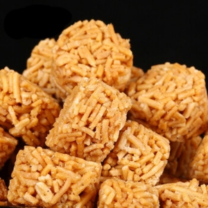 <span class=keywords><strong>Bolas</strong></span> de ramen picantes y crujientes de 55g para aperitivos chinos, <span class=keywords><strong>bolas</strong></span> de fideos saludables, caja de bolsa de aperitivos instantáneos fritos picantes dobles deliciosos - Product Image 4