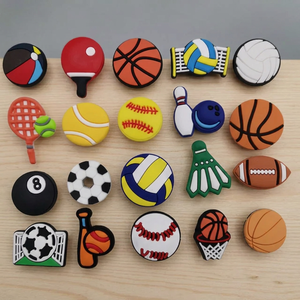 Calzado Deportivo de PVC con Diseño de Dibujos Animados Personalizado, Zapatos de Fútbol y Béisbol para Niños con Decoraciones de Botones, para Hombre y Mujer, Venta al Por Mayor, Hecho en China - Product Image 3