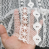 Tissu en dentelle géométrique rayé en coton et polyester, maille ajourée au crochet pour robe, chemisier, jupe, rideau, nappe, décoration intérieure, couture