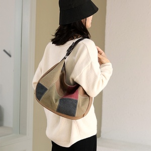 <span class=keywords><strong>Bolsa</strong></span> Tote Vintage con Parches, Bolsos <span class=keywords><strong>de</strong></span> Hombro Cruzados <span class=keywords><strong>de</strong></span> Moda 2026 para Mujer, <span class=keywords><strong>Bolsa</strong></span> Tote <span class=keywords><strong>de</strong></span> Lona <span class=keywords><strong>de</strong></span> Gran Capacidad con Contraste <span class=keywords><strong>de</strong></span> Color - Product Image 4