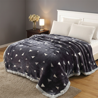 Couverture en velours Raschel Minky épaissie de style coréen, tricotée en polyester, 12 kg, 2 plis, avec sacs en PVC, fabriquée en Chine