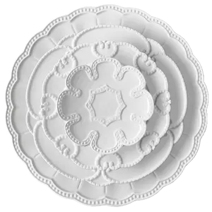 Ceramic Embossed Dinner Plate Set Household Bake Dishes Creative White Flower Tableware Luxury Flower Design Wedding Charger