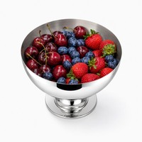 Assiette ovale moderne et durable en acier inoxydable poli sur piétement pour centre de table d'hôtel, de mariage ou de fête