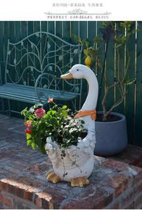 Statue de cygne peinte à la main décoration de pot de fleur pour <span class=keywords><strong>le</strong></span> <span class=keywords><strong>jardin</strong></span> extérieur nouveau planteur de <span class=keywords><strong>statuaire</strong></span> d'animal - Product Image 6