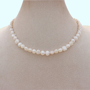 Collar de Perlas Naturales Estilo Coreano, Perlas Barrocas Blancas, Uso Diario para Mujer, Origen Yiwu - Product Image 1