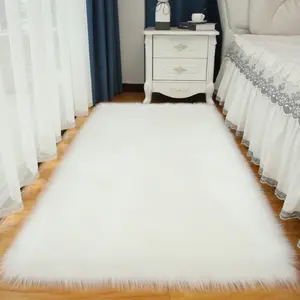 Factory Supply Window Bedroom Sofa Bed Beside Floor Mat Carpet Living Room Area Rugs Faux Sheepskin Fur Area Rugs and Carpet