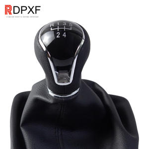 Funda de Piel para Palanca de Cambios de 5/6 Velocidades para <span class=keywords><strong>Seat</strong></span> <span class=keywords><strong>Leon</strong></span> III 3 MK3 2012-<span class=keywords><strong>2020</strong></span> - Product Image 5