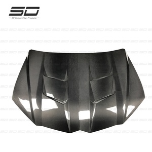 Capot avant de kit de carrosserie en carbone sec de style <span class=keywords><strong>SM</strong></span> de haute qualité pour Lamborghini URUS - Product Image 3