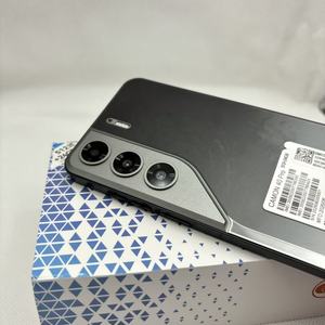 สมาร์ทโฟน Tecno Camon 40 Pro 5G กล้องหลัง 108MP หน้าจอ AMOLED 7.3 นิ้ว แรม 16GB ความจุ 1TB โทรศัพท์มือถือราคาประหยัด - Product Image 5