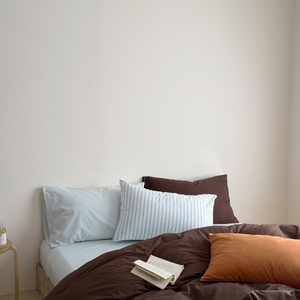 Parure de <span class=keywords><strong>lit</strong></span> en coton respirant avec housse de couette et draps en coton uni - Product Image 2
