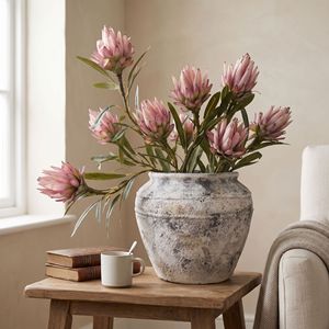 ช่อดอกไม้ประดิษฐ์ ยี่ห้อ Yihua รุ่น King Protea สีชมพูแดง สำหรับตกแต่งบ้านและโต๊ะทำงาน - Product Image 1